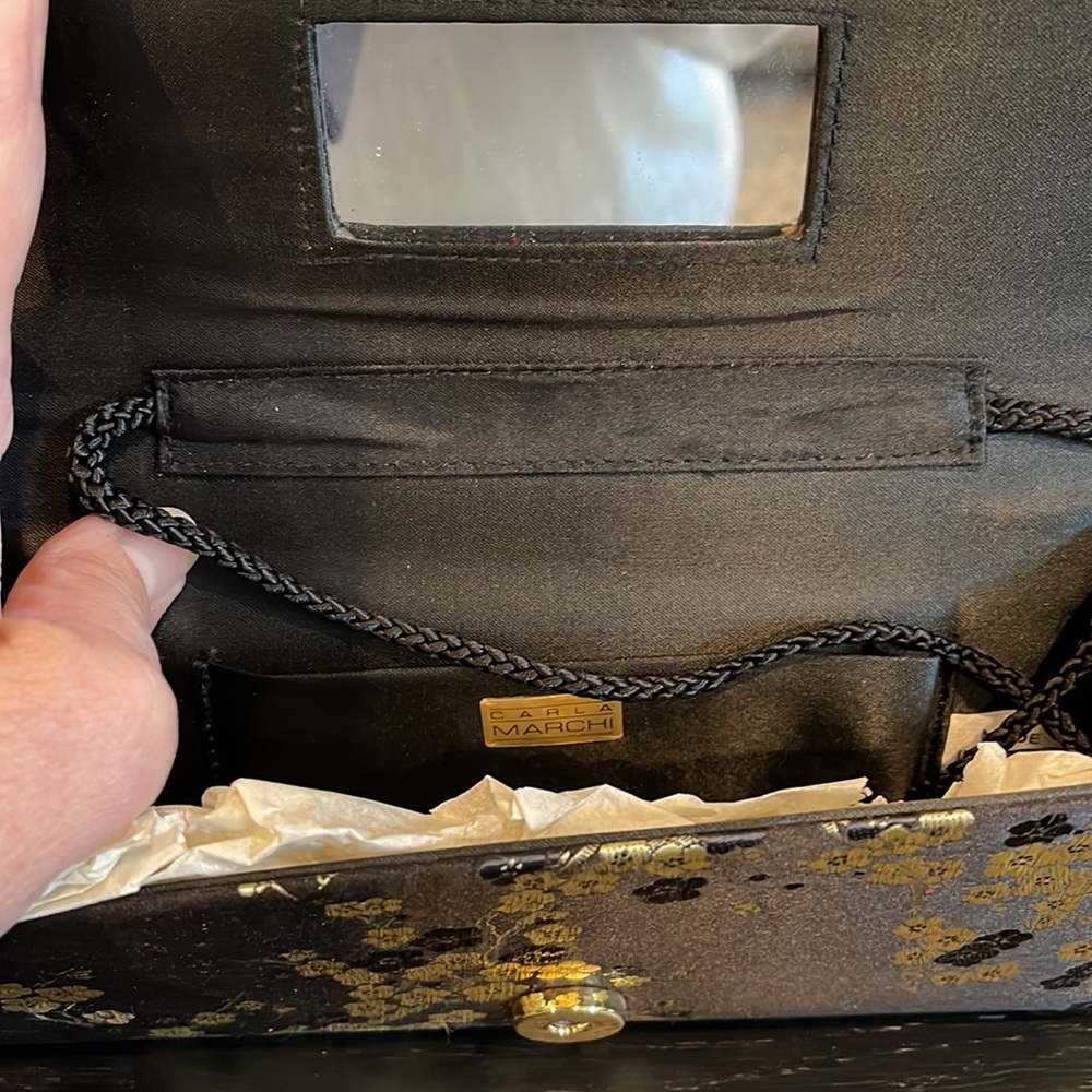 Black and gold evening bag by Carla Marchi - Picture 4 of 7